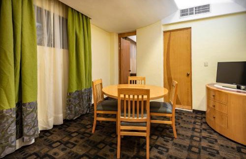 Tlalnepantla de Baz Hotel | Hotel Mandarin Carton