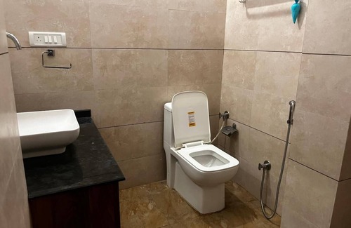 Pithoragarh Hotel | Hotel Meghna