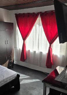 Kennedy House | Hotel Migración