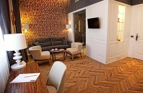 Old City Hotel | Hotel Miniature