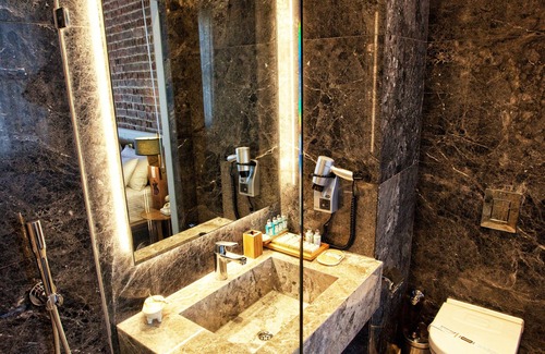 Old City Hotel | Hotel Miniature