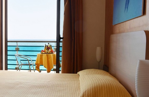 Torre Santa Sabina Hotel | Hotel Mirage