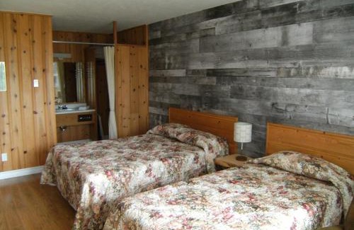 Isle aux Coudres Hotel | Hotel-Motel Les Voitures d'Eau