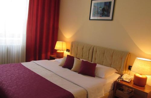 Vozdovac Hotel | Hotel N