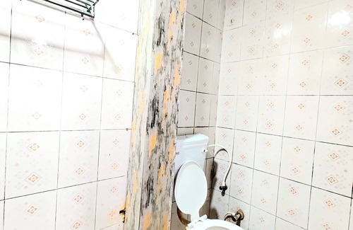 Mallital Hotel | Hotel Neelam Raj Nainital