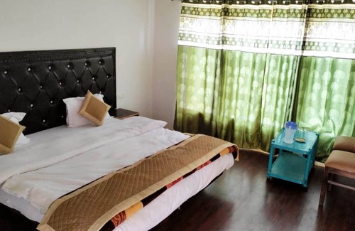 Hundur Hotel | Hotel Nubra Delight and Camps