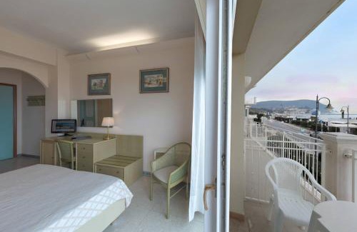 Marcelli Hotel | Hotel Numana Palace