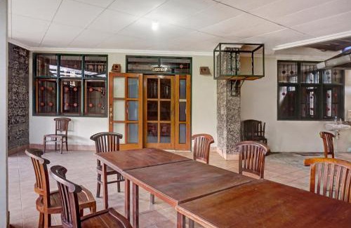 Cisarua Hotel | Hotel O 90596 Hotel Griya Astoeti