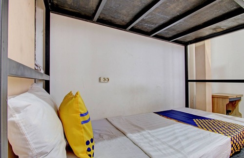 Yogyakarta Hotel | Hotel O Cindelaras B&b Bunk Bed