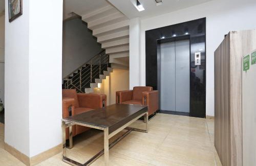 Sector-12A Hotel | Hotel O Cyber Inn