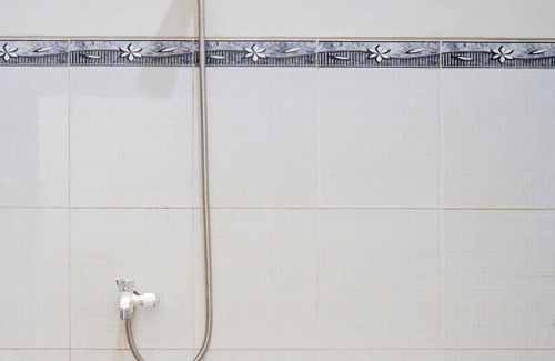 Gresik Hotel | Hotel O Karman's Sari 1 Homestay Syariah