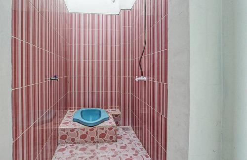 Pati Hotel | Hotel O Kristin Homestay