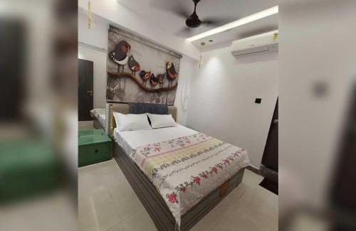 Surat Hotel | Hotel O Royal Fourtune