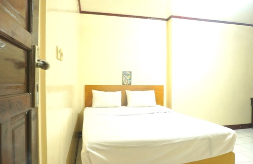 Makassar Hotel | Hotel O Rumah Massagena Syariah Near Gedung Olahraga Enrekang