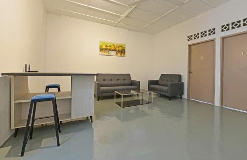 Kuantan House | Hotel O S Homestay