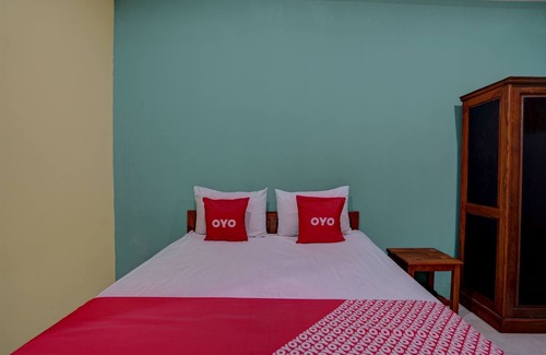 Gresik Hotel | Hotel O Sahabat Syariah Near Plasa Telkom Bawean