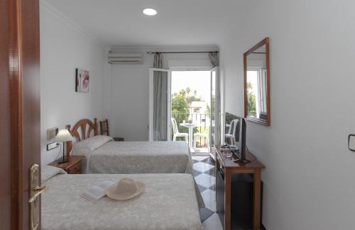 Conil de la Frontera City Center Hotel | Hotel Oasis