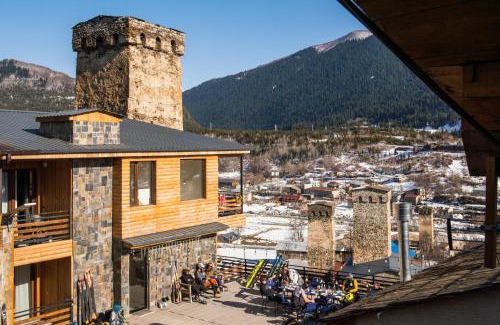 Bagvdanari Hotel | Hotel Old House Mestia