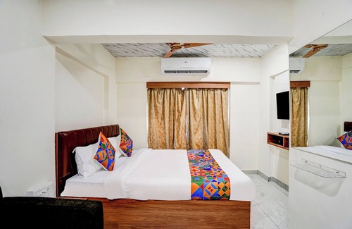 Pune Hotel | Hotel Omkar & Lodging - phoenix market city