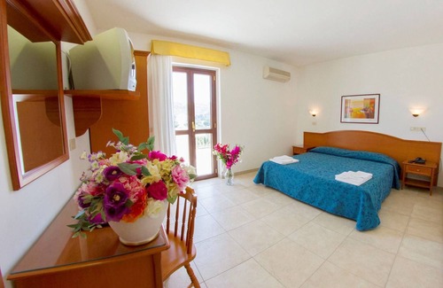 Peschici Hotel | Hotel Orchidea