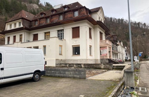 Courrendlin Apartment | Hotel Orient Palace