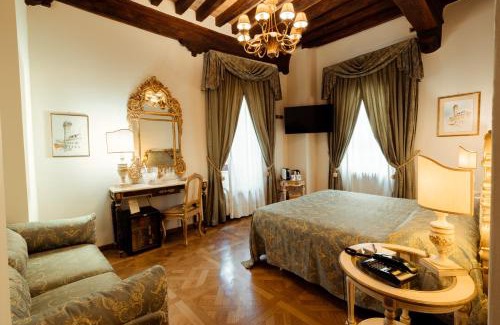 Lucca Historical Center Hotel | Hotel Palazzo Alexander