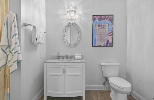 Pass Christian Hotel | Hotel Pass Christian Queen Suite 205