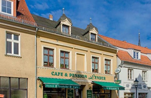 Bad Freienwalde House | Hotel-Pension Lender