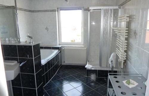 Senftenberg Hotel | Hotel-Pension Mandy - Adults Only
