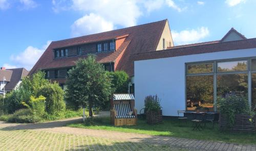 Ostseebad Prerow House | Hotel-Pension Seeadler