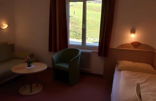 Tauplitz Hotel | Hotel Pension Sonnenuhr