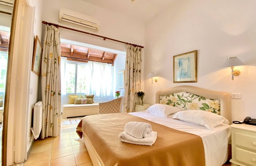 La Marsa Hotel | Hotel Plaza Corniche