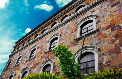 San Jose Hotel | Hotel Plaza Real Suites & Apartments San Jose
