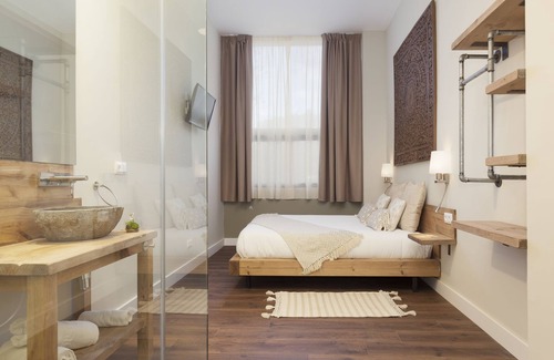 El Port Hotel | Hotel Radha