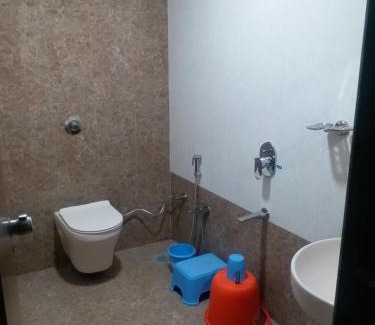 Bhusawal Hotel | Hotel Radha Krishna