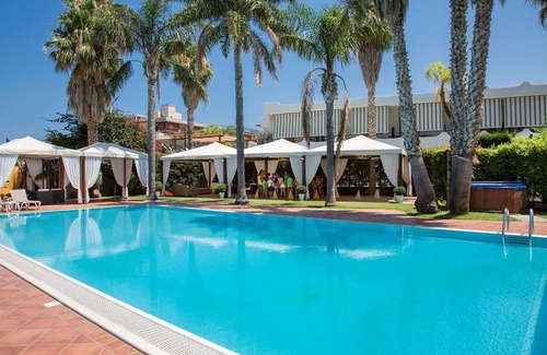 Torregrotta Hotel | Hotel Redebora