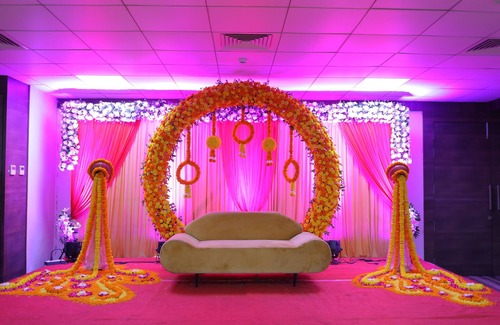 Palsana Hotel | Hotel Regents