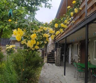 Ambrolauri House | Hotel-Restaurant Khvanchkara