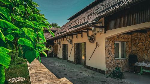 Madaras Hotel | Hotel-Restaurant Milenium