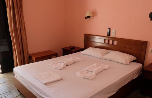 Rovies Hotel | Hotel Rovies