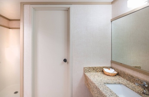Telluride Hotel | Hotel Room With Two Twin Beds at the Mountainside Inn