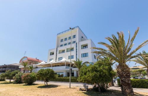 Casabianca di Fermo Hotel | Hotel Royal