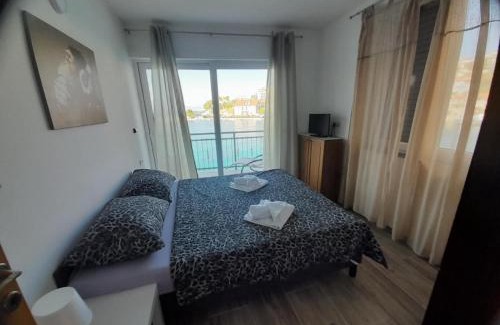 Stomorska Bed & Breakfast | Hotel ROYAL RINA
