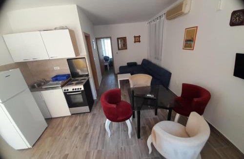 Stomorska Bed & Breakfast | Hotel ROYAL RINA