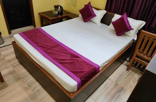 Rajgir Bed & Breakfast | HOTEL SAKET PALACE