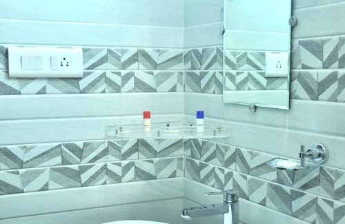 Sarnath Hotel | Hotel SGT Plaza