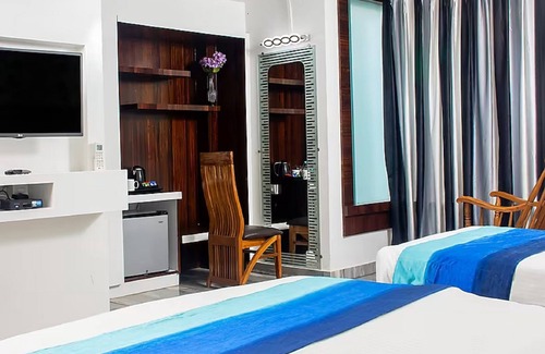 Sarnath Hotel | Hotel SGT Plaza