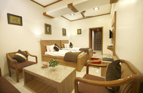 Mathura Hotel | Hotel Sheetal Regency