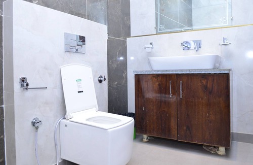 Sonepat Hotel | Hotel Signature Villa