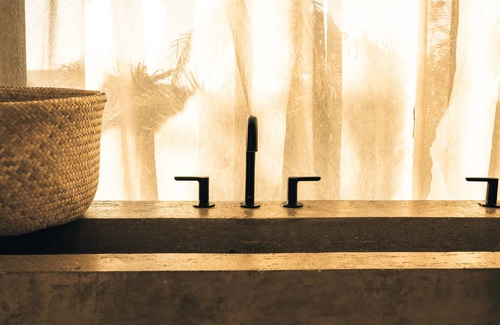 Cerritos Hotel | Hotel So Far So Good